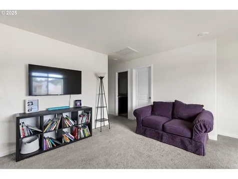 1506 W 12th Street La Center WA 98629