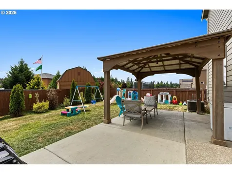 1506 W 12th Street La Center WA 98629