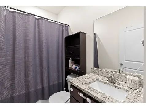 1506 W 12th Street La Center WA 98629