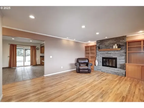 882 NE Donelson Road Hillsboro OR 97124