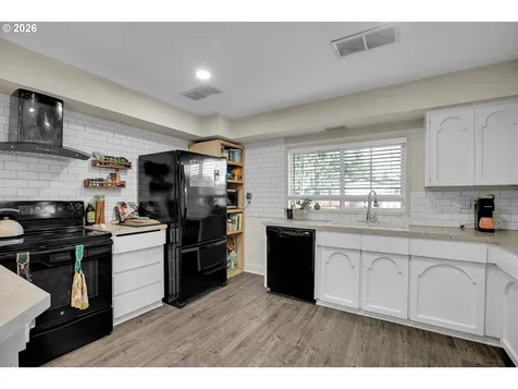 11446 NE San Rafael Street Portland OR 97220