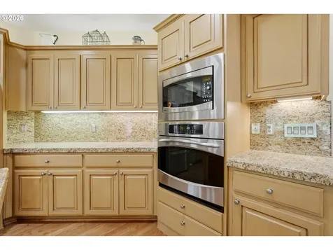 22595 SW Miami Drive Tualatin OR 97062