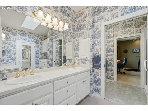 22595 SW Miami Drive Tualatin OR 97062