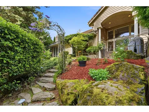 22595 SW Miami Drive Tualatin OR 97062