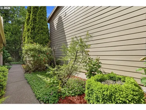 22595 SW Miami Drive Tualatin OR 97062