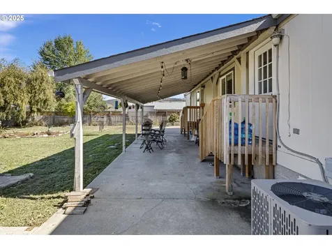 601 Little Valley Road Roseburg OR 97471