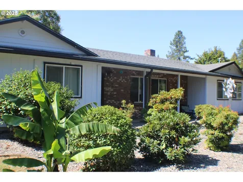 271 Sunset Drive Canyonville OR 97417