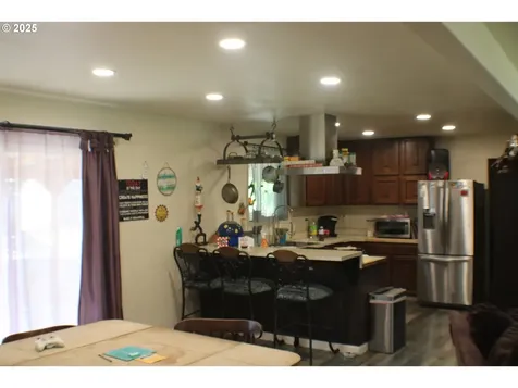 271 Sunset Drive Canyonville OR 97417