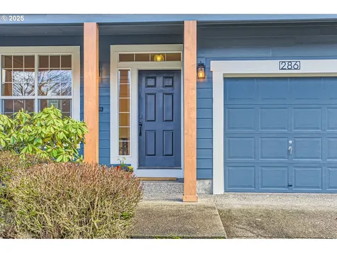 286 N Royal Oak Street Newberg OR 97132
