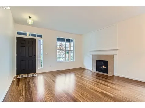 286 N Royal Oak Street Newberg OR 97132