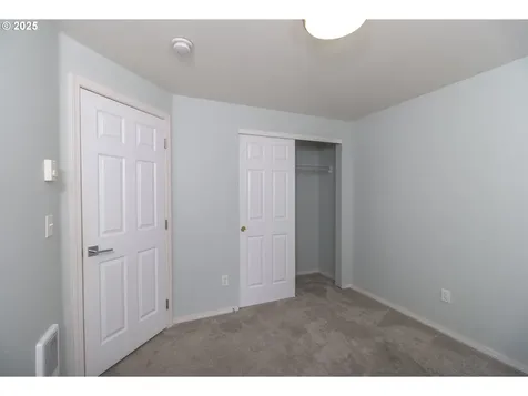 3 Park Village Drive Florence OR 97439