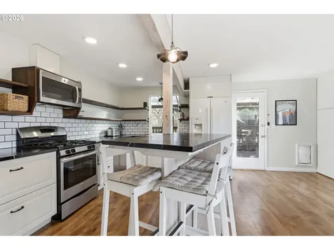 19350 SW Murphy Street Beaverton OR 97078