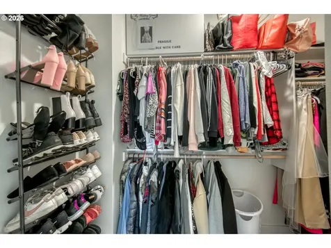 1390 N Simpson Street Portland OR 97217