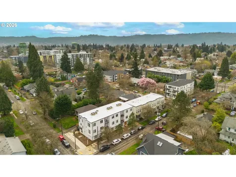 1390 N Simpson Street Portland OR 97217