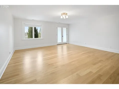 450 NE 32nd Avenue Portland OR 97232