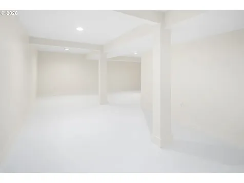 450 NE 32nd Avenue Portland OR 97232