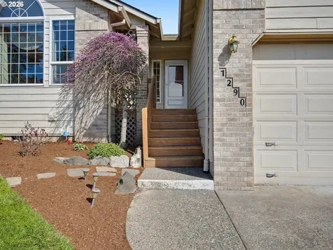 1290 SE Larch Way Gresham OR 97080