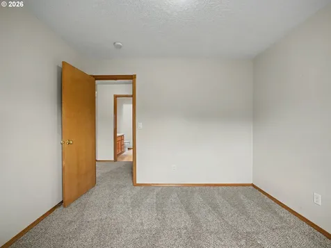 1290 SE Larch Way Gresham OR 97080