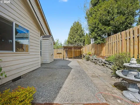 1290 SE Larch Way Gresham OR 97080