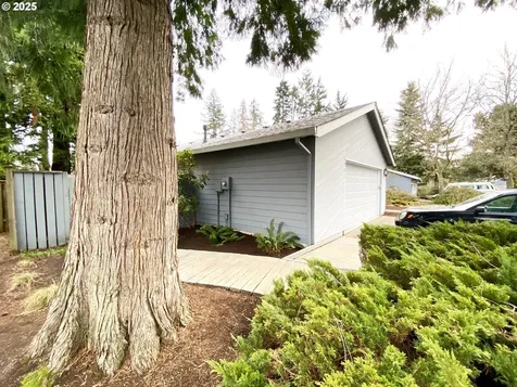 19996 NW Metolius Drive Portland OR 97229
