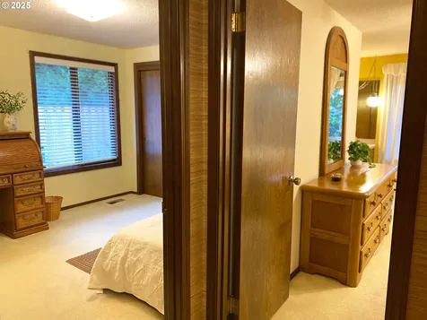 19996 NW Metolius Drive Portland OR 97229