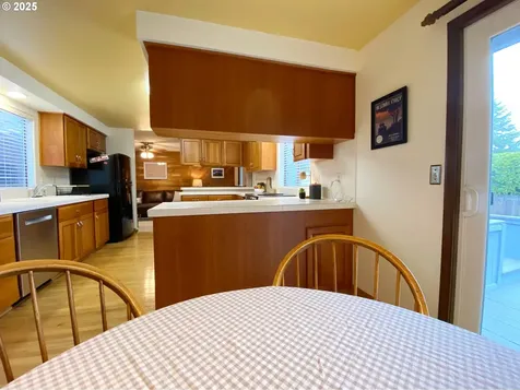 19996 NW Metolius Drive Portland OR 97229