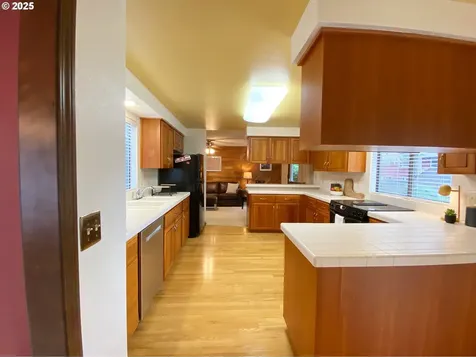 19996 NW Metolius Drive Portland OR 97229