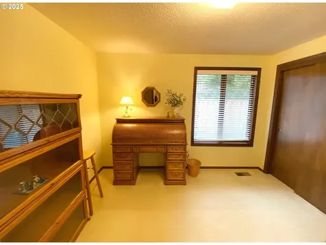 19996 NW Metolius Drive Portland OR 97229