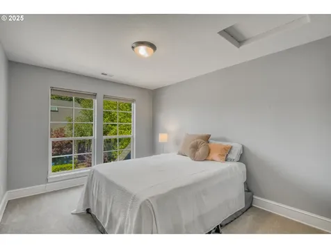 10909 SW Brown Street Tualatin OR 97062