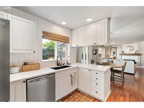 1742 SW Sturges Lane Troutdale OR 97060