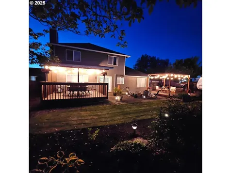 1742 SW Sturges Lane Troutdale OR 97060