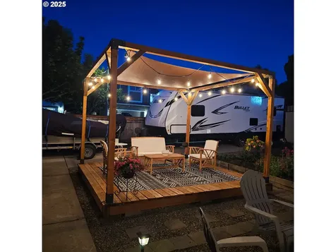 1742 SW Sturges Lane Troutdale OR 97060