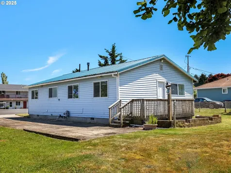 125 SW Cedar Avenue Warrenton OR 97146