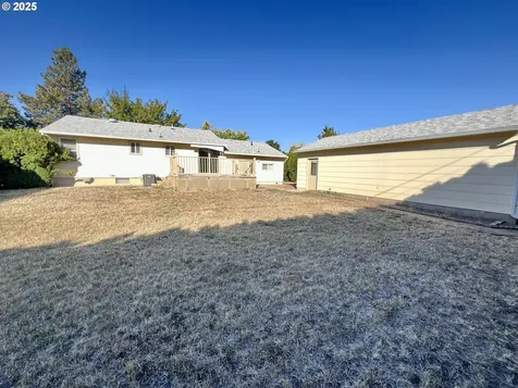 901 15th Street La Grande OR 97850