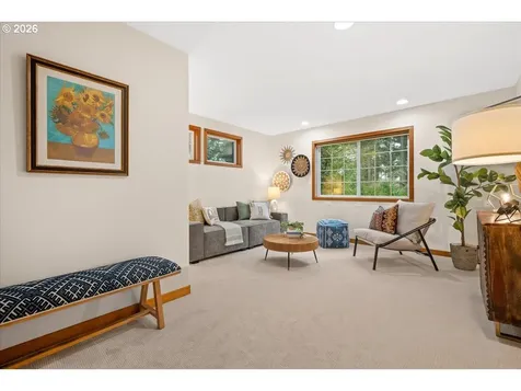 8835 SW Washington Drive Portland OR 97223