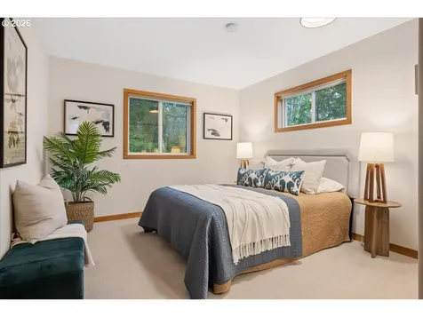 8835 SW Washington Drive Portland OR 97223