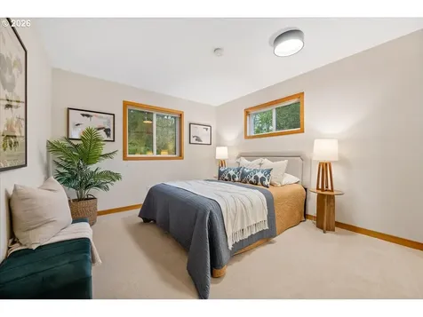 8835 SW Washington Drive Portland OR 97223