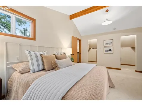 8835 SW Washington Drive Portland OR 97223