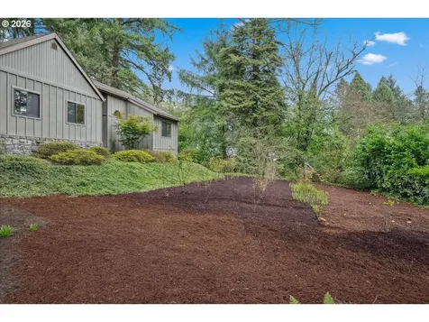 8835 SW Washington Drive Portland OR 97223