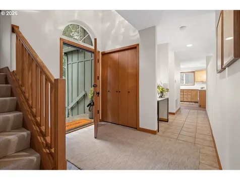 8835 SW Washington Drive Portland OR 97223