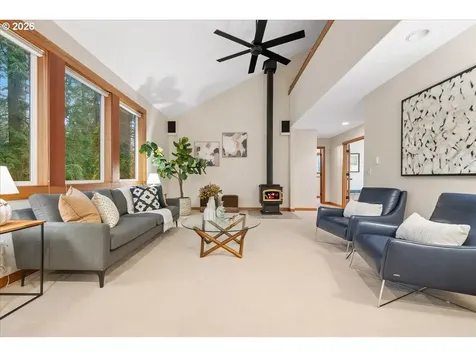 8835 SW Washington Drive Portland OR 97223