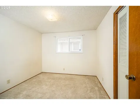 2365 L Street Springfield OR 97477