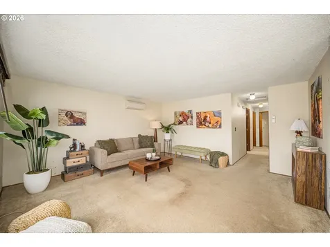 2365 L Street Springfield OR 97477