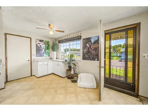 2365 L Street Springfield OR 97477