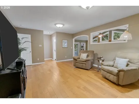 3080 NW Kingston Way Albany OR 97321