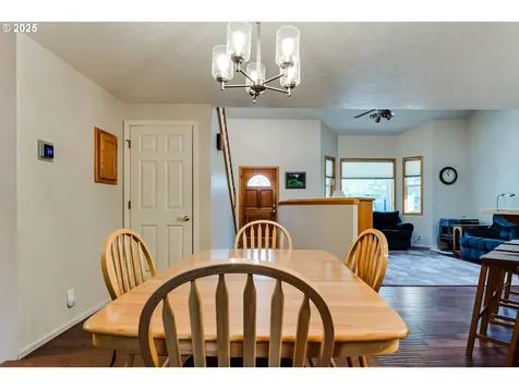 3376 Videra Drive Eugene OR 97405