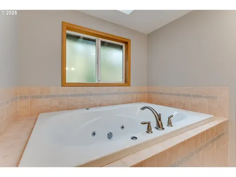 3376 Videra Drive Eugene OR 97405