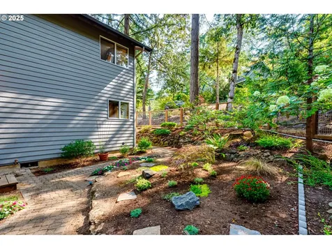 3376 Videra Drive Eugene OR 97405