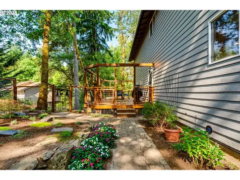 3376 Videra Drive Eugene OR 97405
