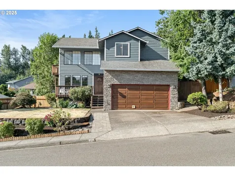 11178 SE Cranberry Loop Clackamas OR 97015